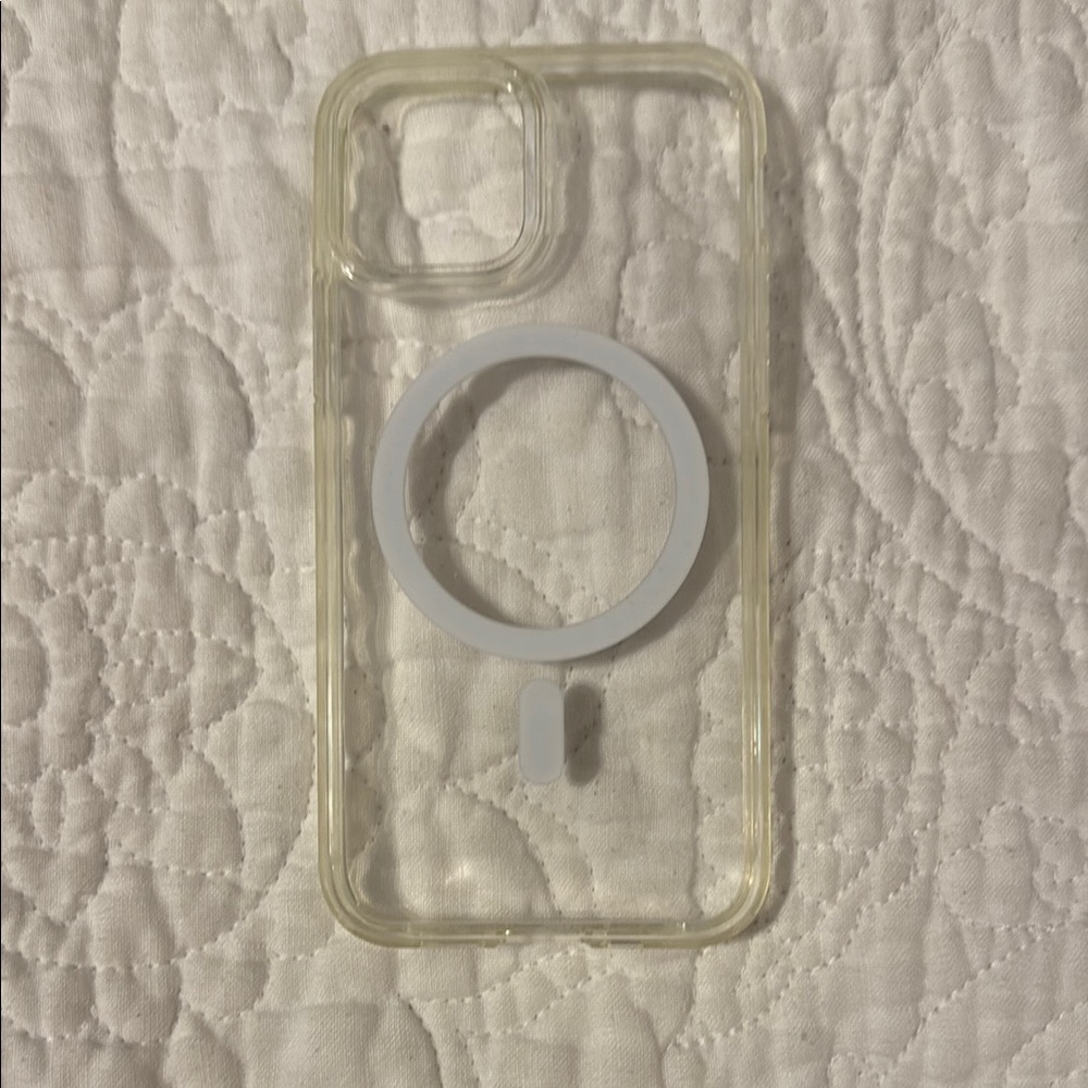 Spigen iPhone 12 Pro Case
Ultra Hybrid (MagFit)-Used Good Condition